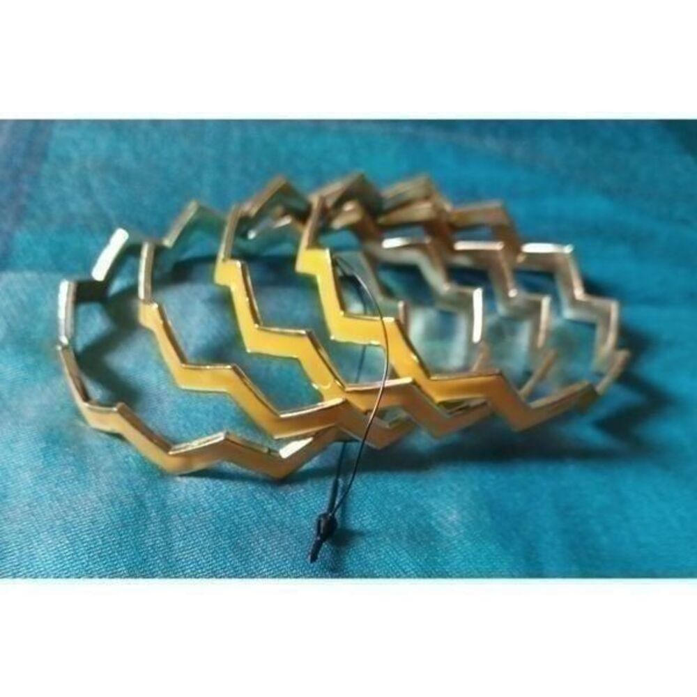 4-piece stackable bracelet set